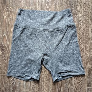 P'tula Bare 6" Shorts